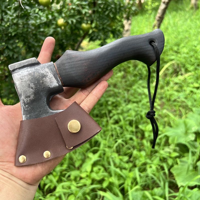 DWARVES B - HAND AXE KASUMI™